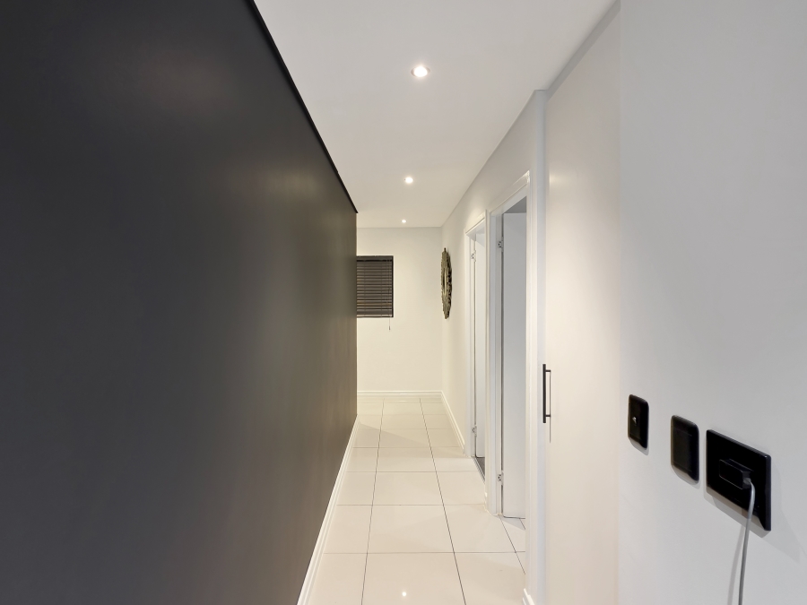 1 Bedroom Property for Sale in Cape Town City Centre Western Cape